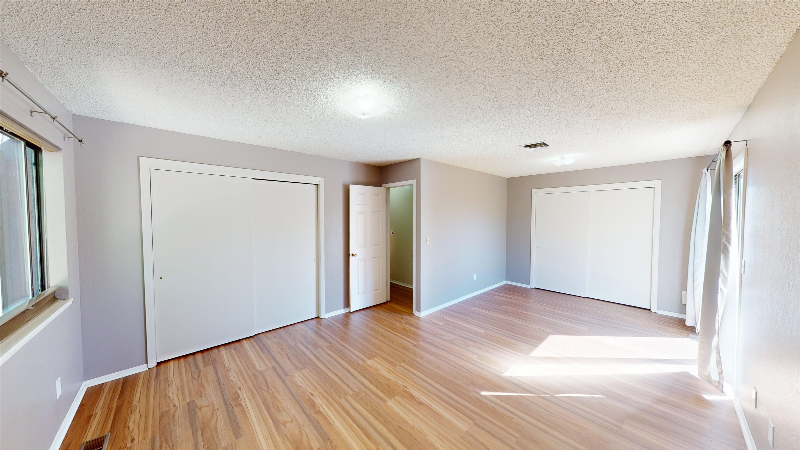 1022 Lakeside Drive