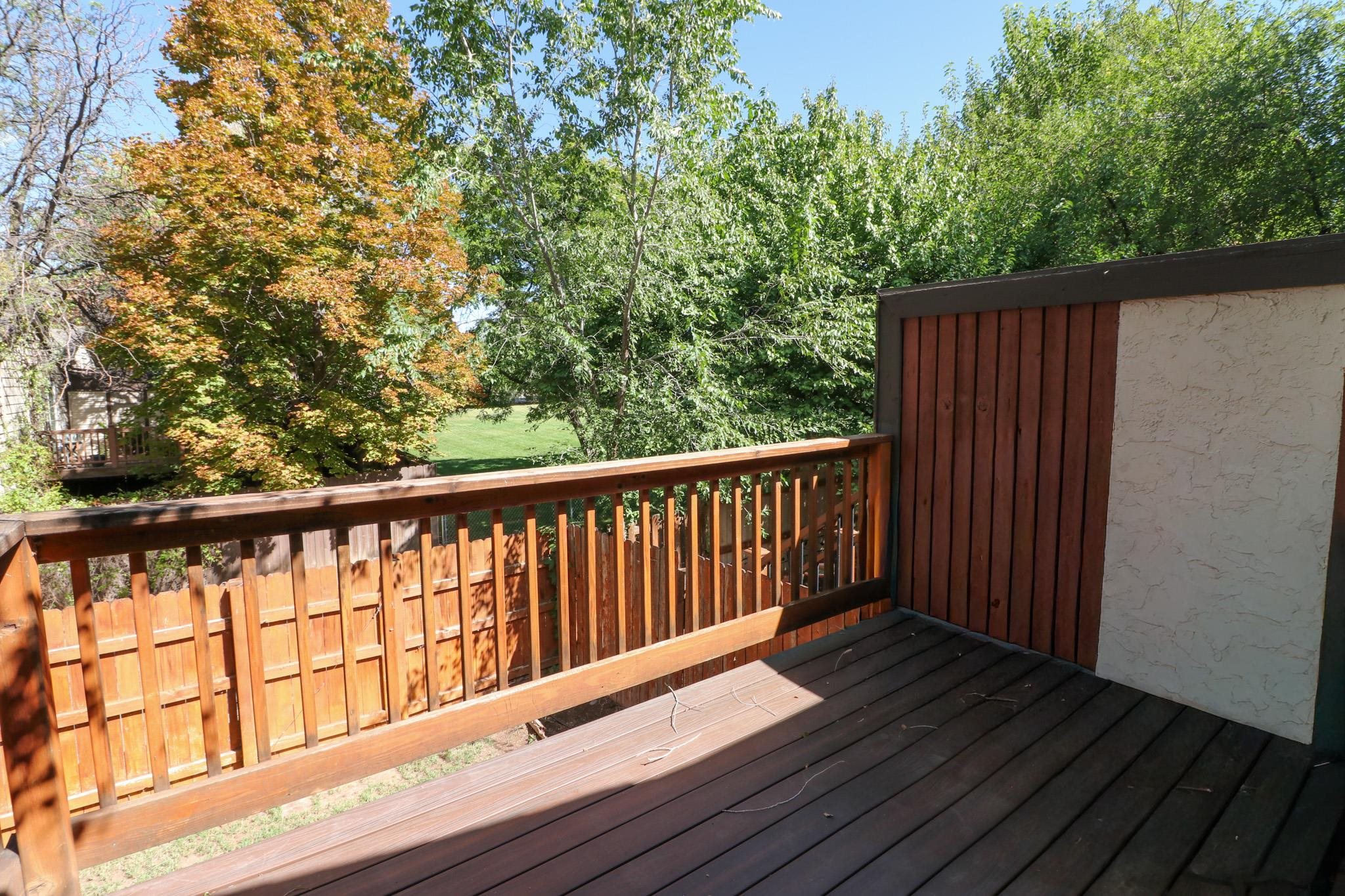 1022 Lakeside Drive