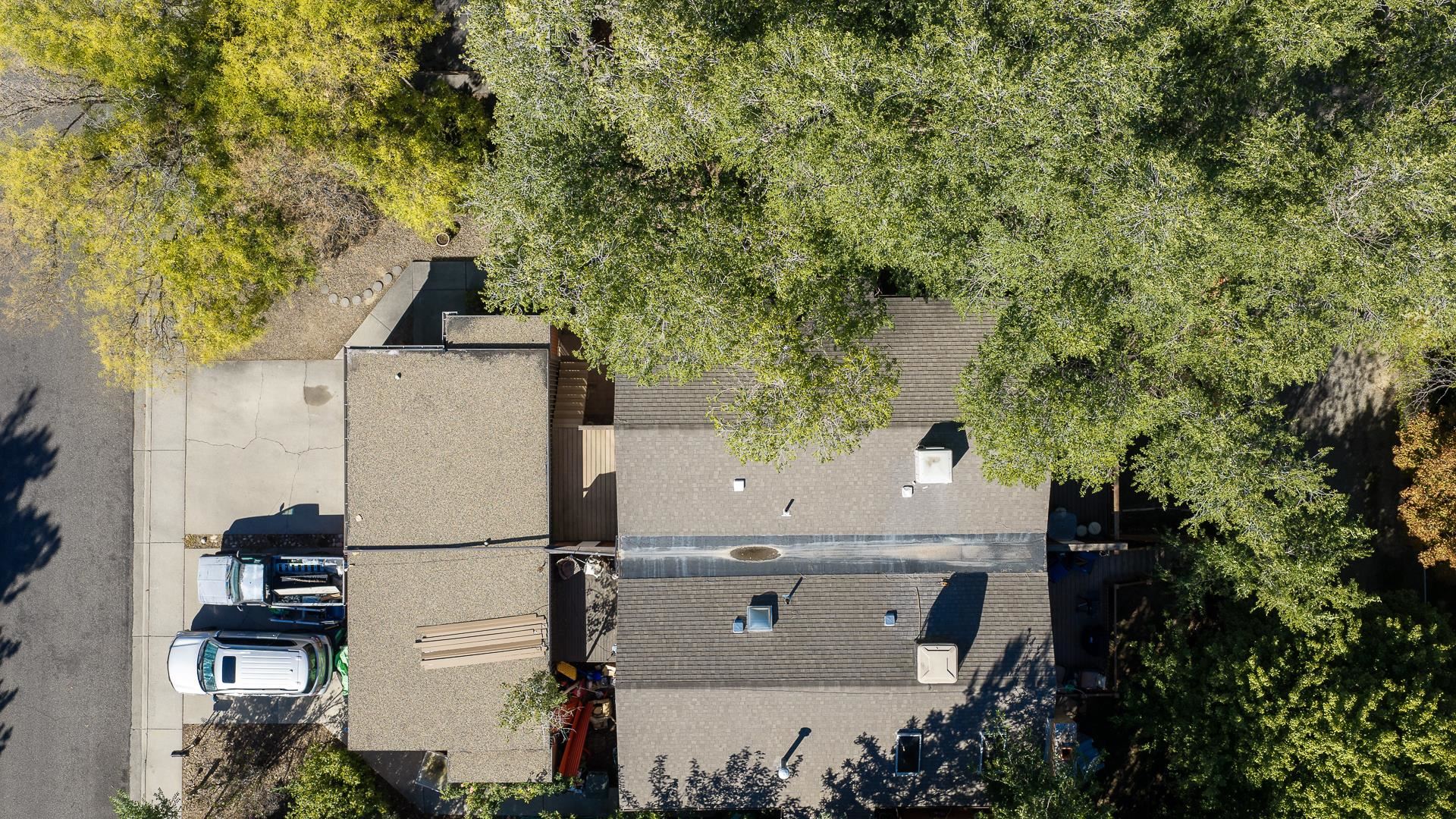 1022 Lakeside Drive