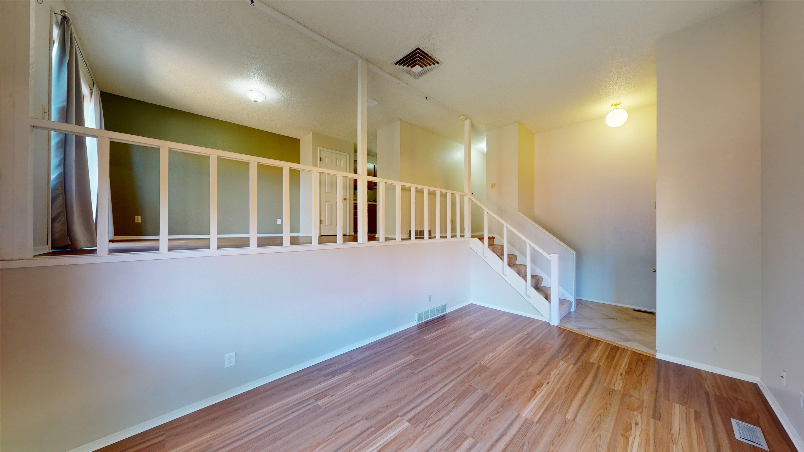 1022 Lakeside Drive