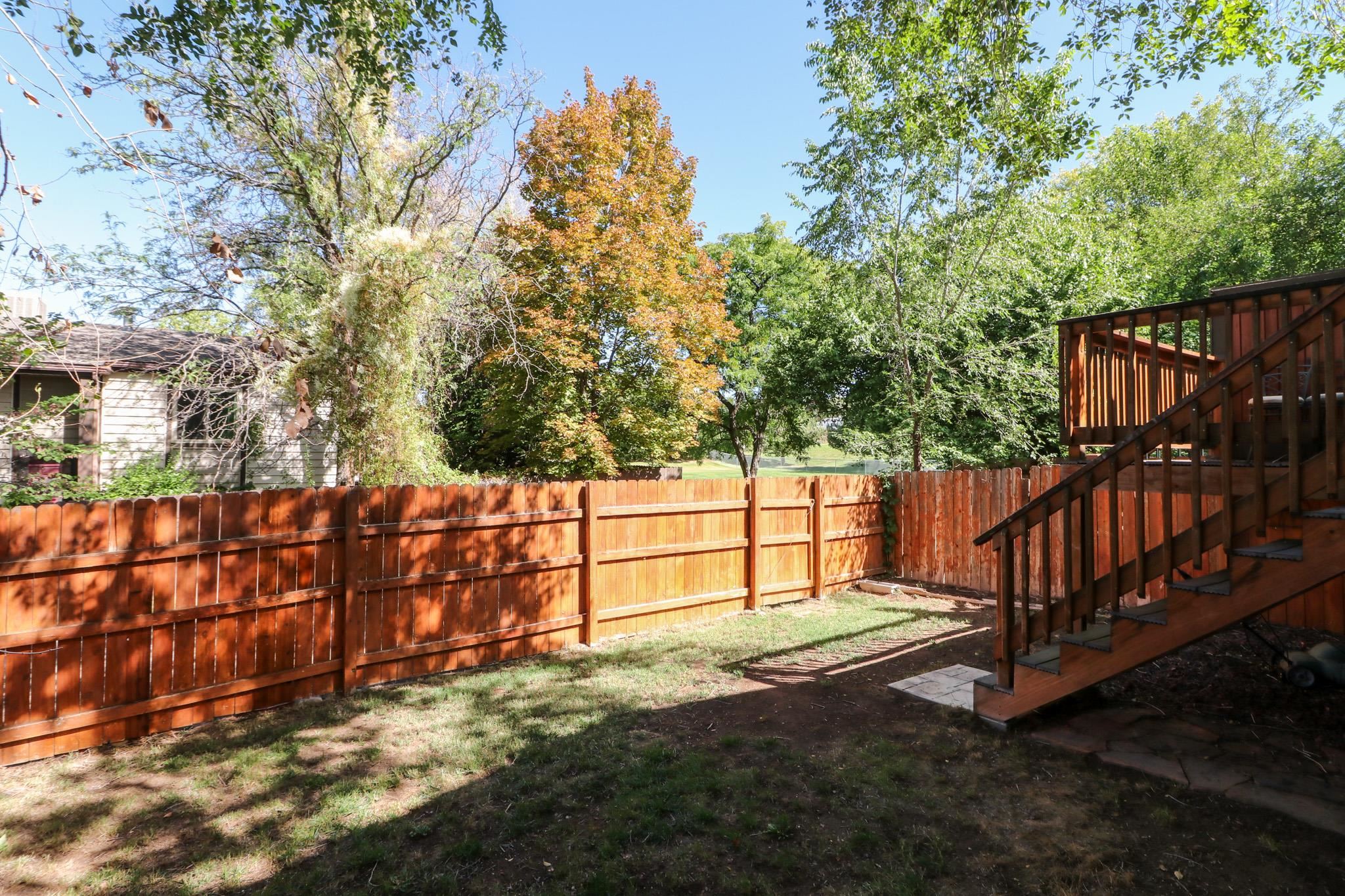 1022 Lakeside Drive