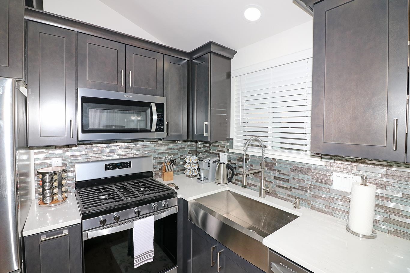 385 Ridge View Drive