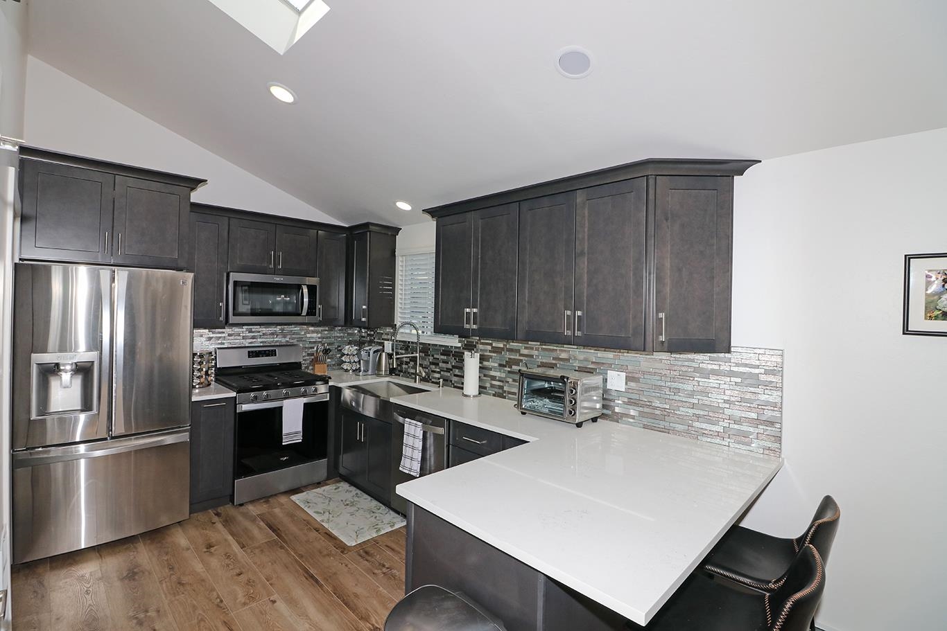 385 Ridge View Drive