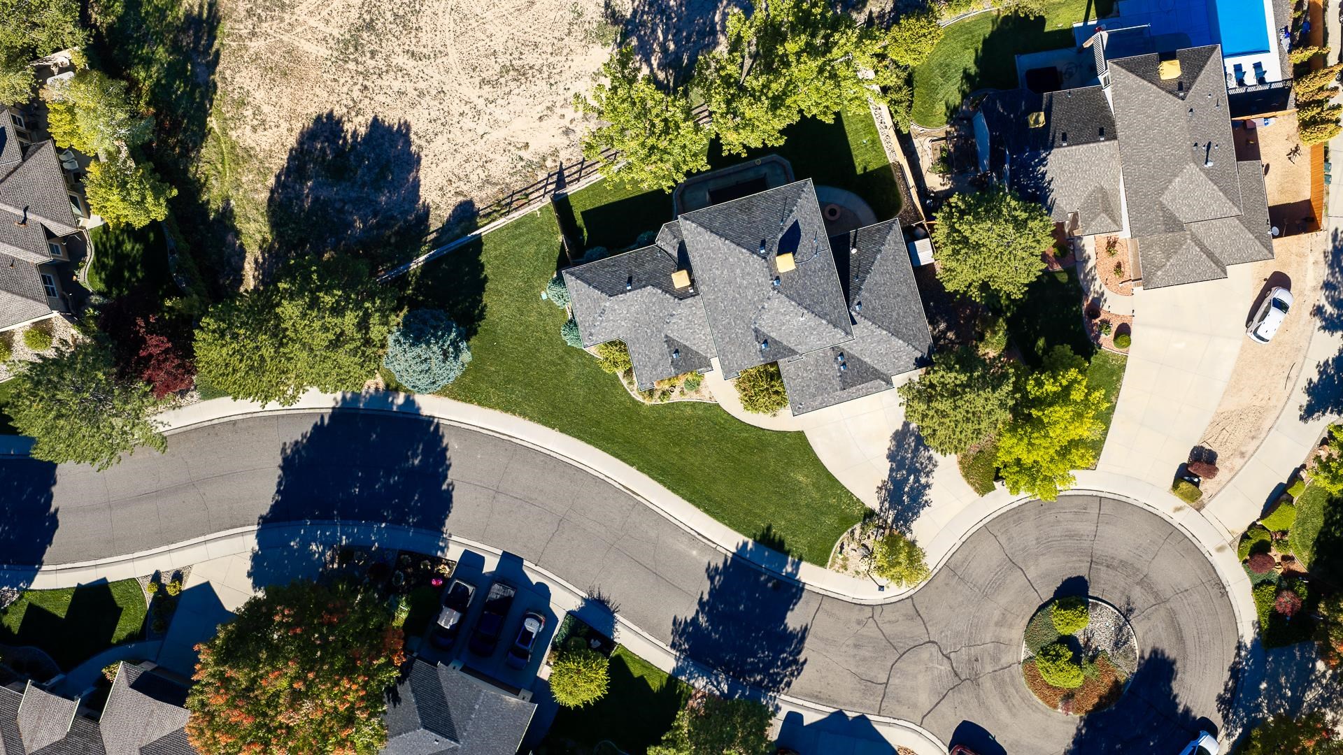 545 Pinnacle Court