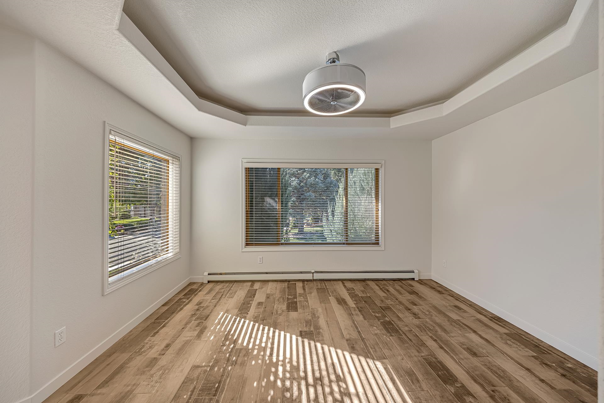 545 Pinnacle Court