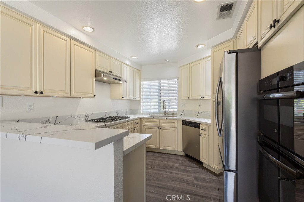 23820 Castinette Way