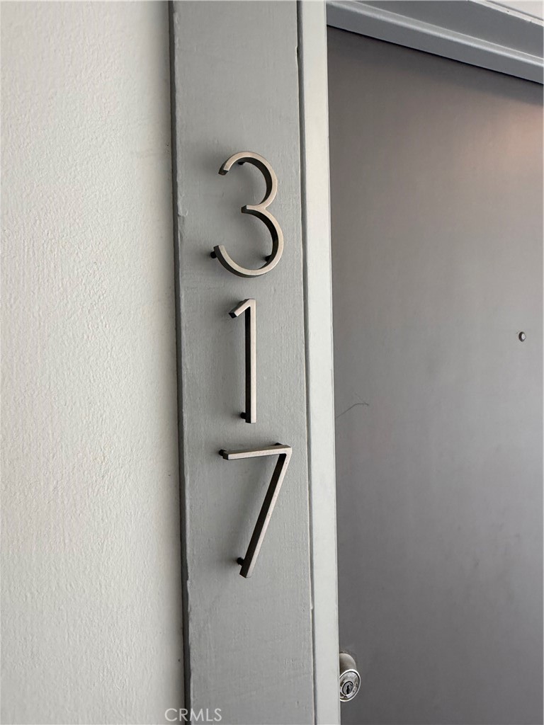 960 Larrabee 317
