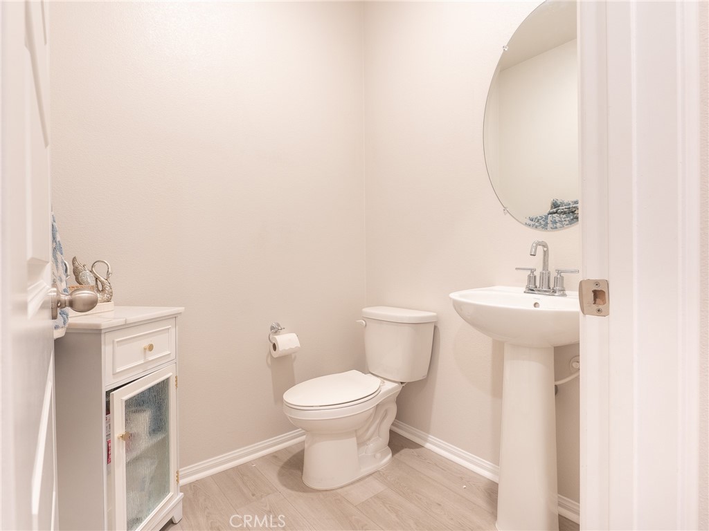 32910 Linecroft Court