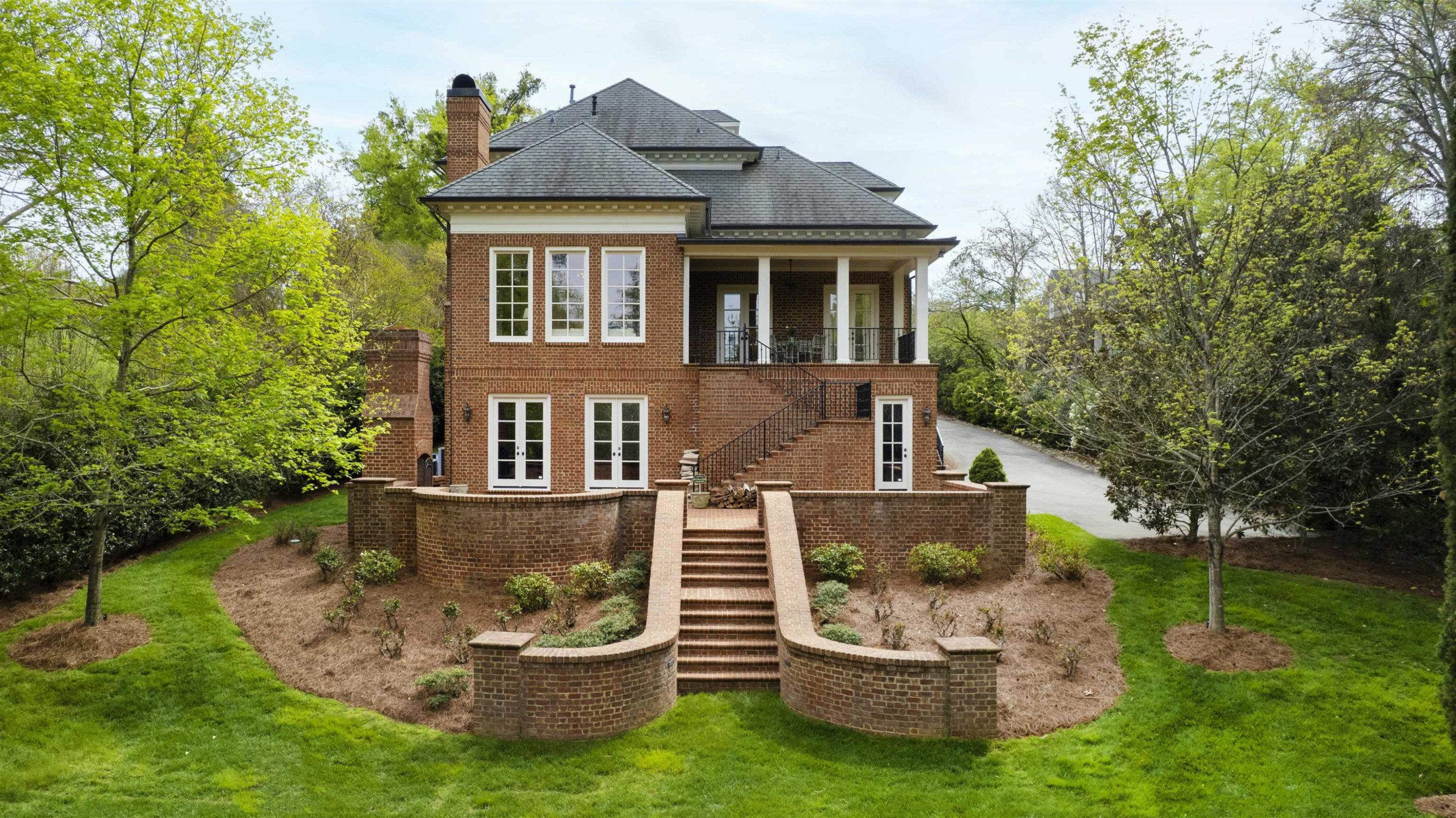 2319 Lake Drive Raleigh Home For Sale Hodge & Kittrell