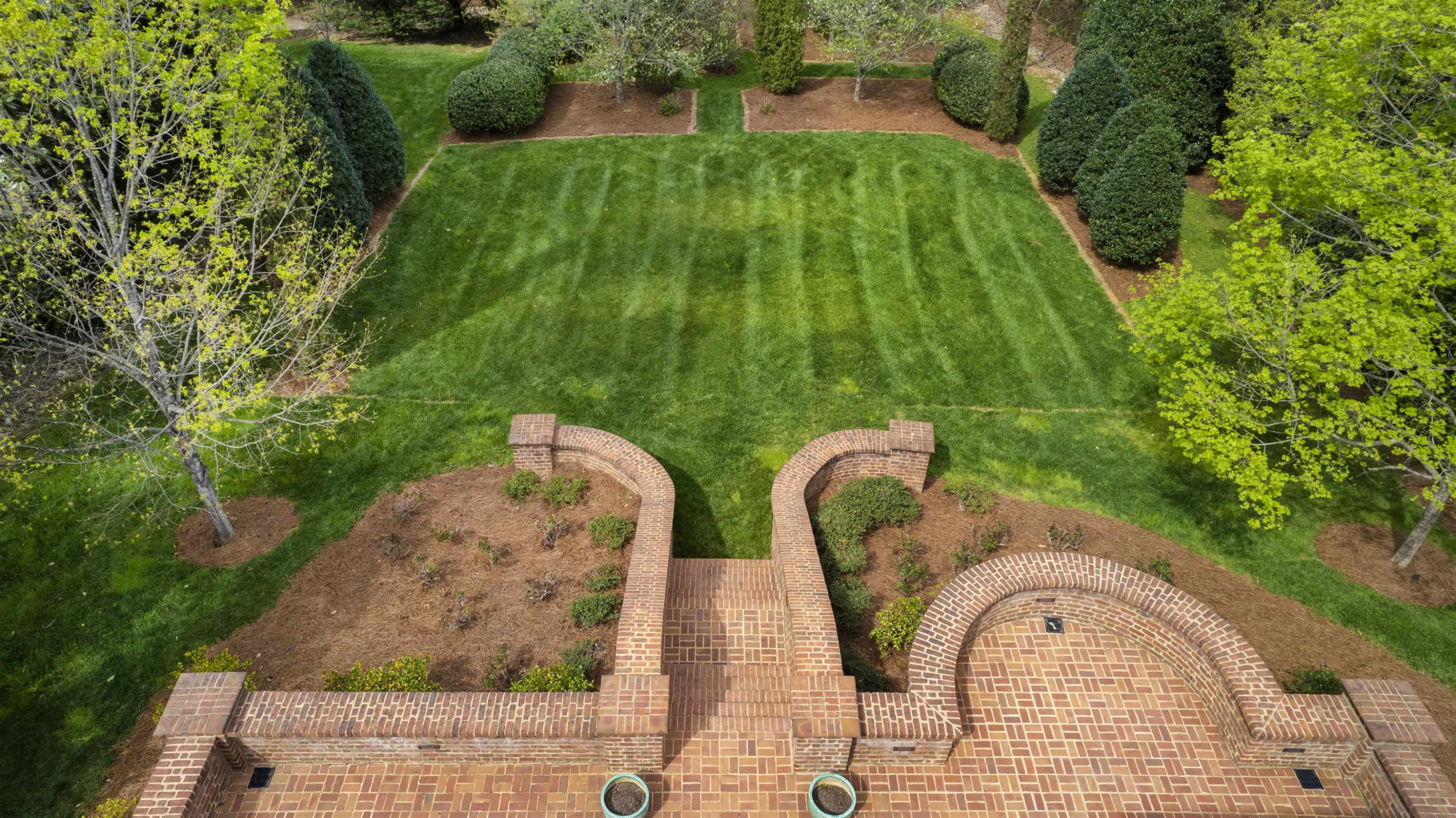 2319 Lake Drive Raleigh Home For Sale Hodge & Kittrell