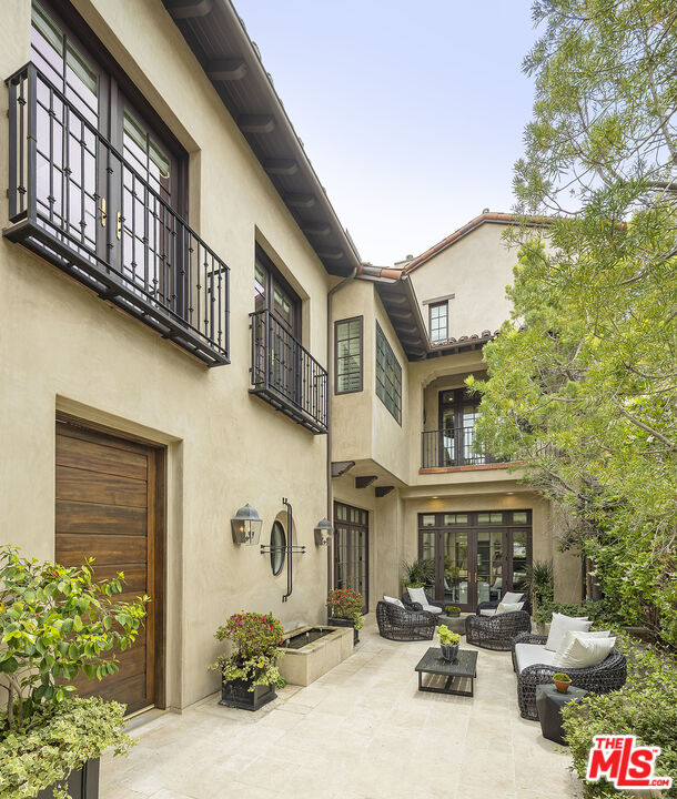 10210 Century Woods Dr