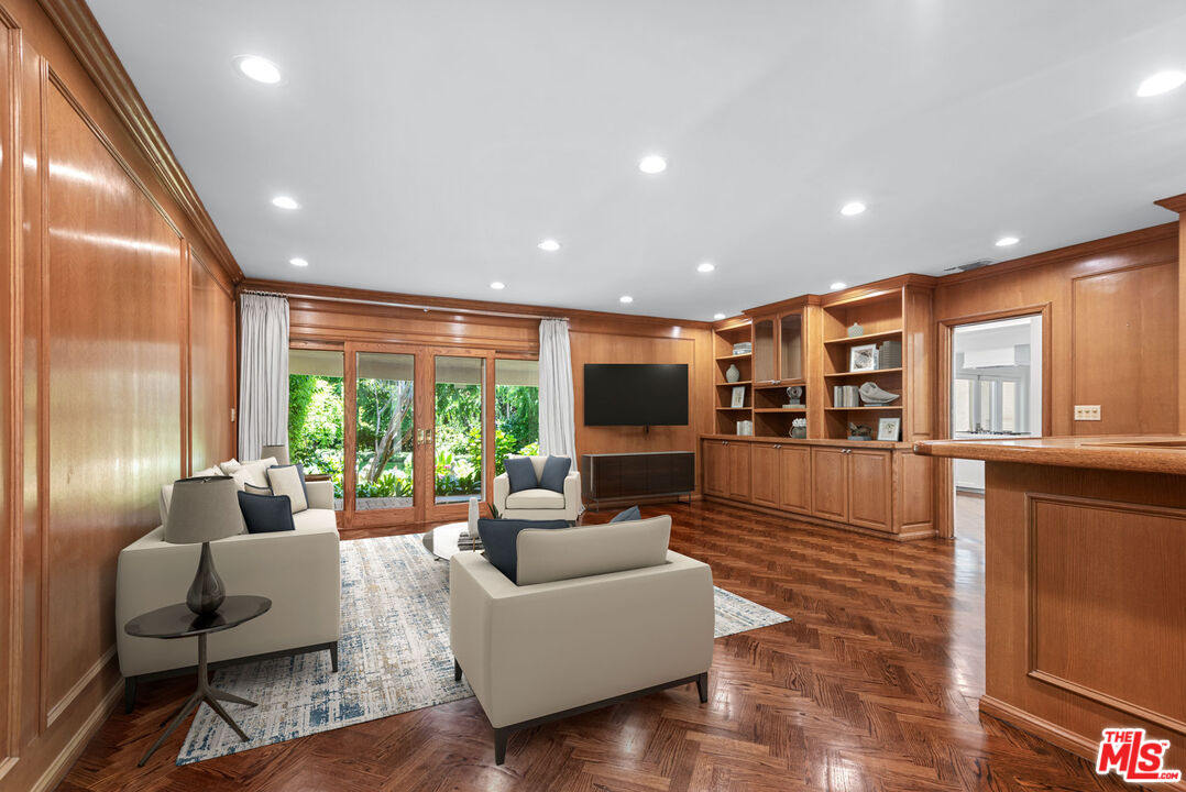 374 Homewood Rd