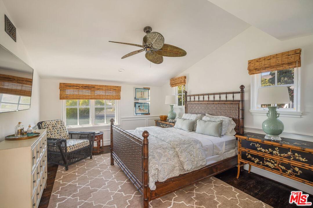 30810 Broad Beach Rd