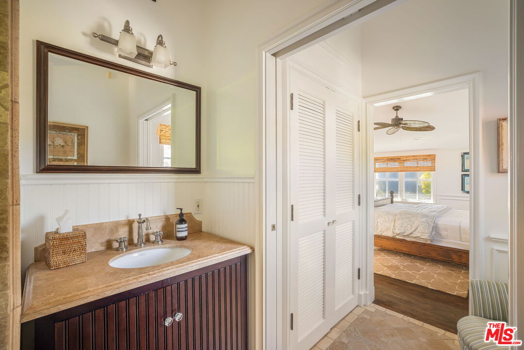 30810 Broad Beach Rd