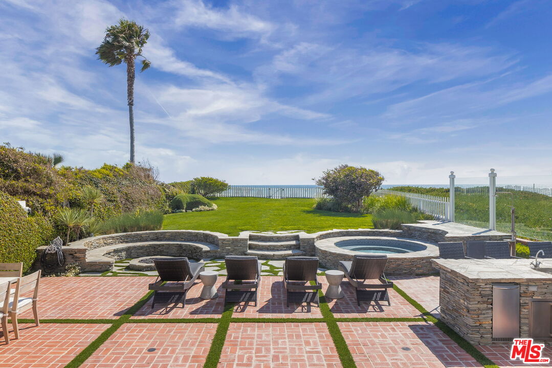 30810 Broad Beach Rd