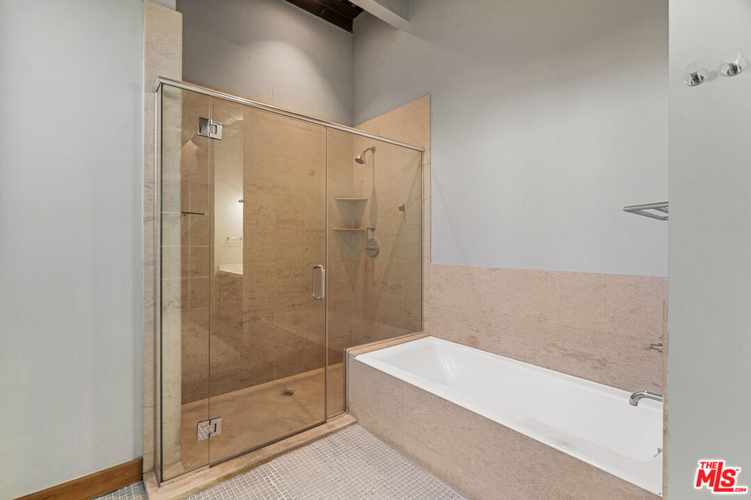 1534 17th ST Unit: 204