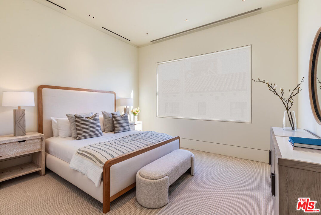 455 N Palm Dr Unit: PH