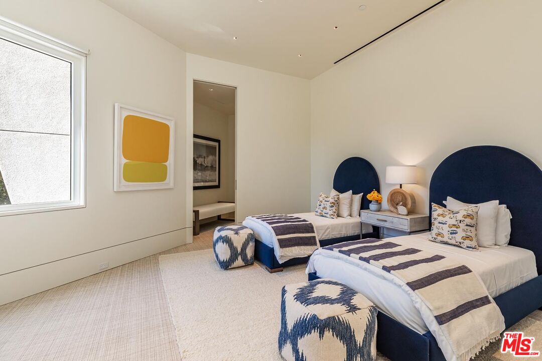 455 N Palm Dr Unit: PH