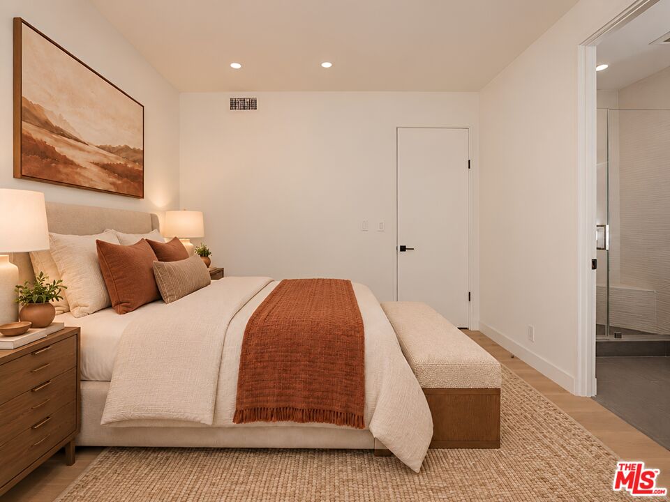 9921 Durant Dr Unit: 1