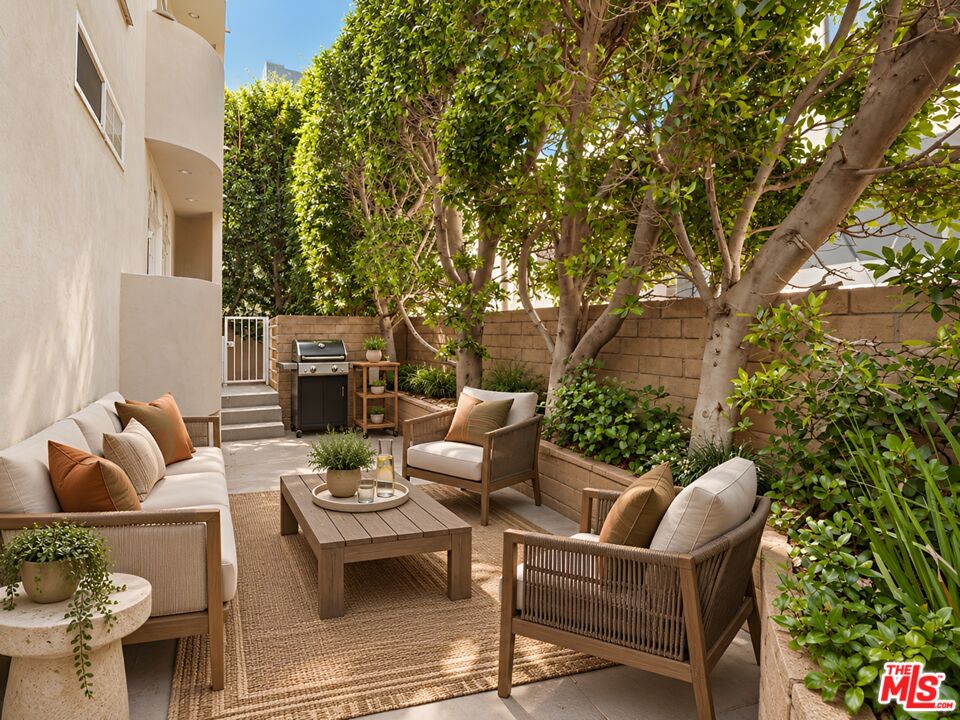 9921 Durant Dr Unit: 1