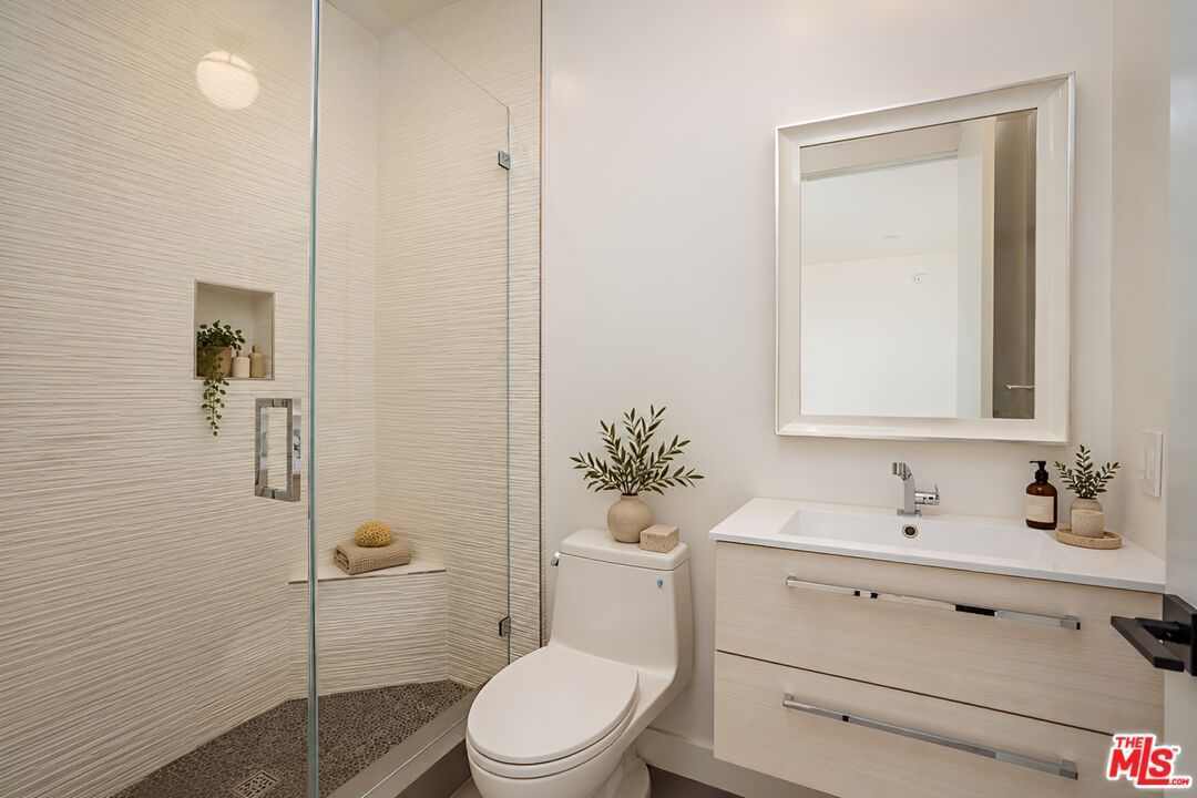 9921 Durant Dr Unit: 1