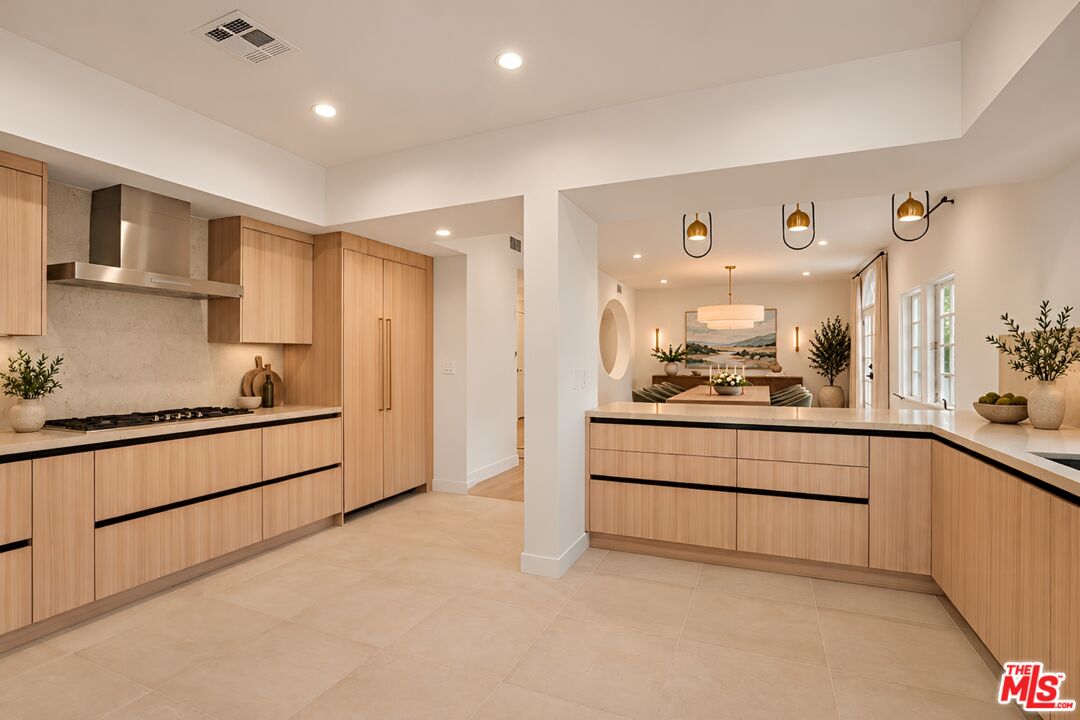 9921 Durant Dr Unit: 1