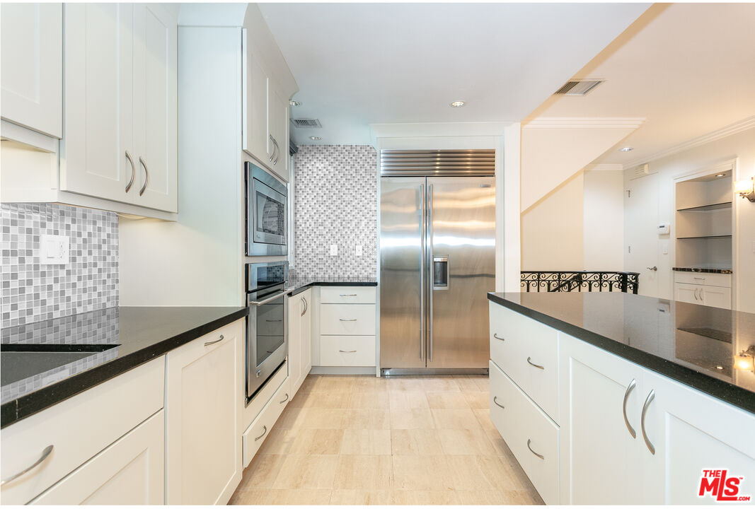 9323 Burton Way Unit: A