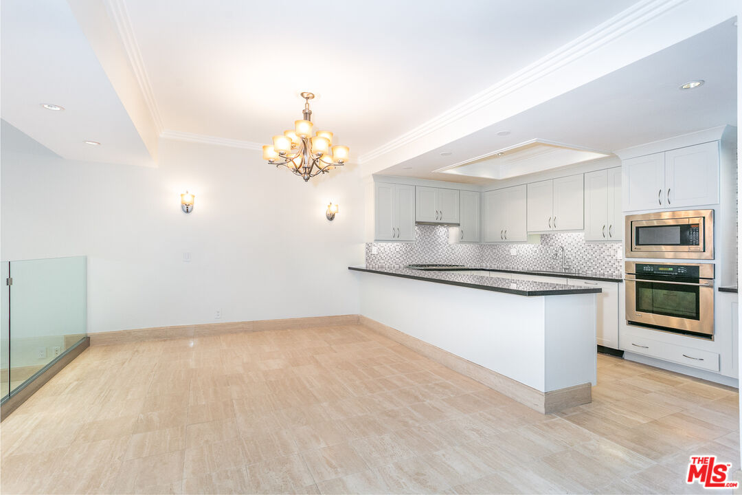 9323 Burton Way Unit: A