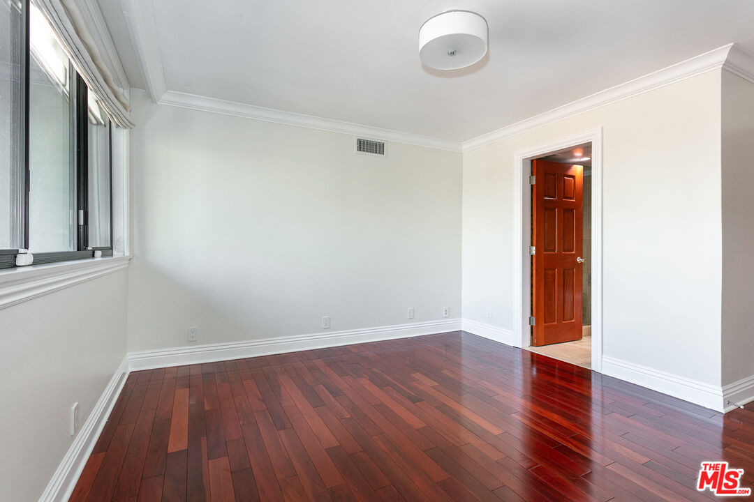 9323 Burton Way Unit: A