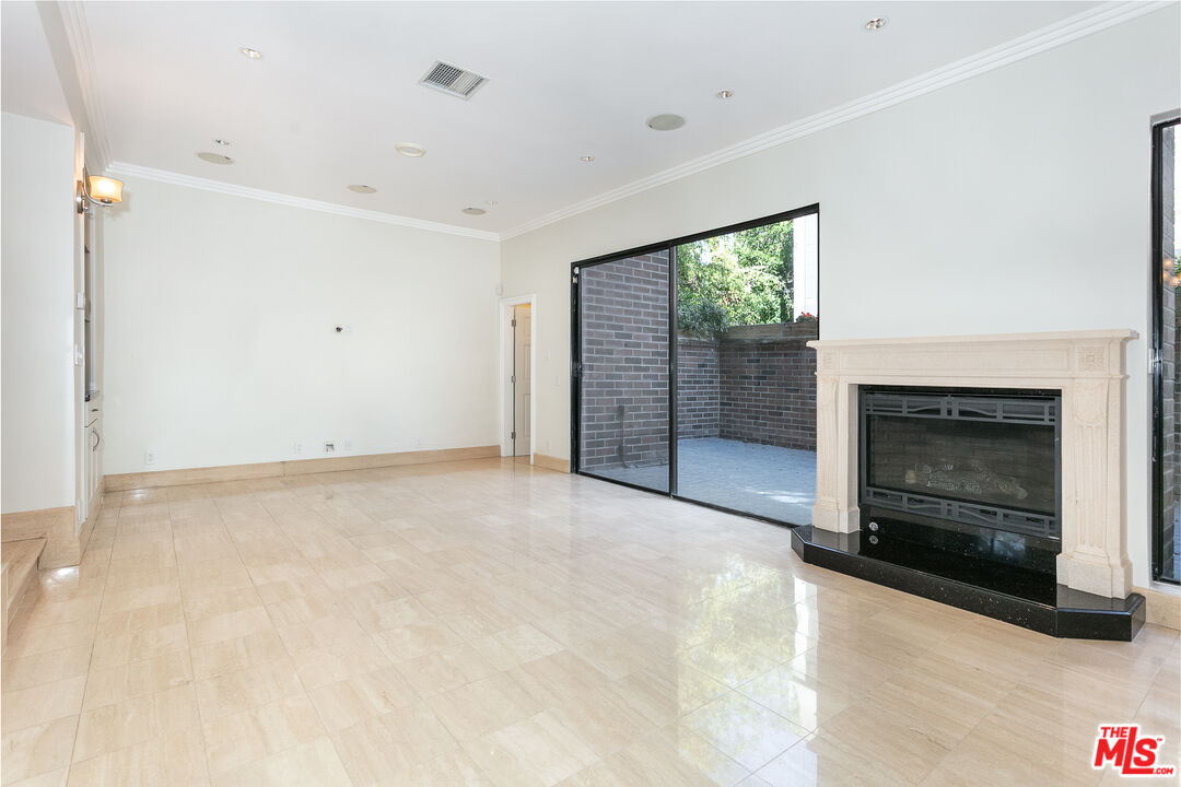 9323 Burton Way Unit: A