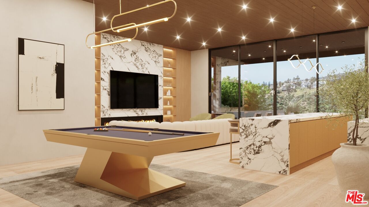 1227 Roberto Ln