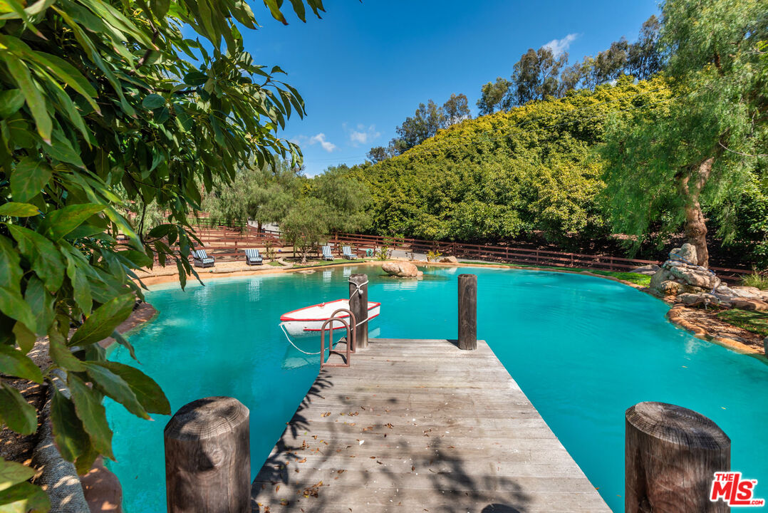 8018 Balcom Canyon Rd