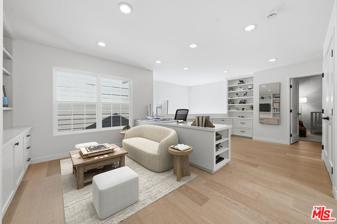 13082 Mindanao Way Unit: 27