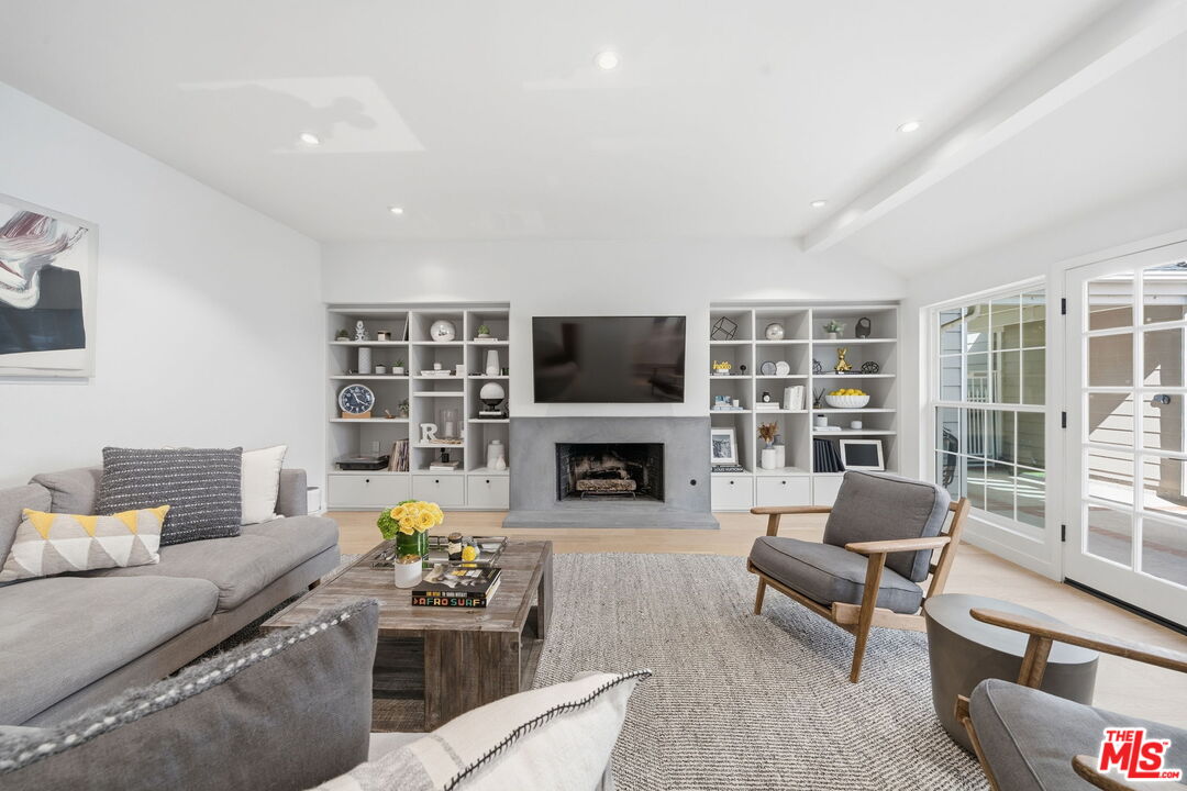 13082 Mindanao Way Unit: 27