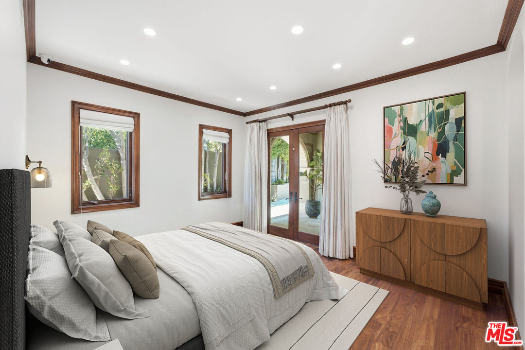 2108 San Ysidro Dr