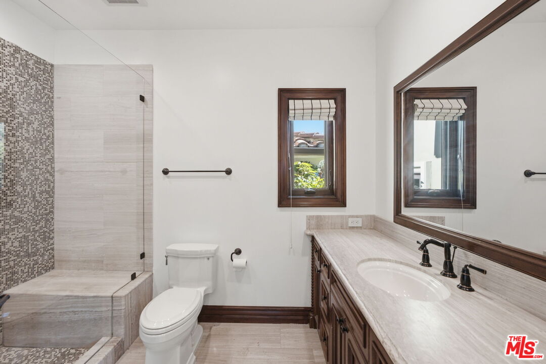 2108 San Ysidro Dr