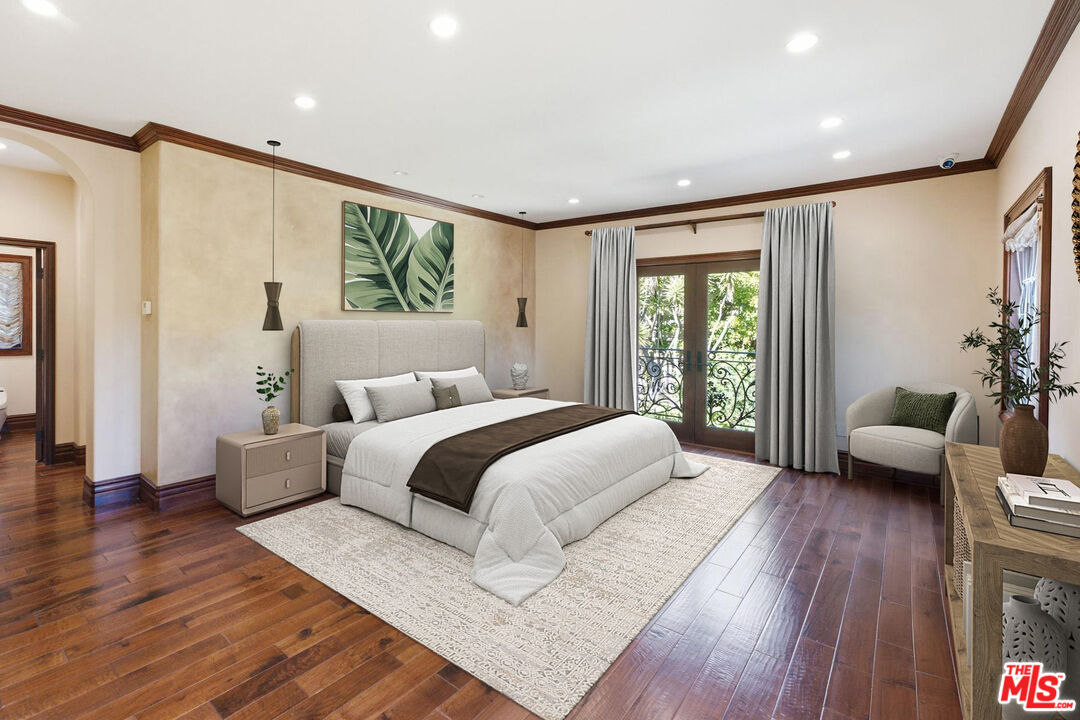 2108 San Ysidro Dr