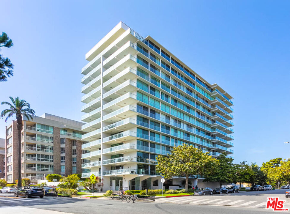 535 Ocean Ave Unit: 11D
