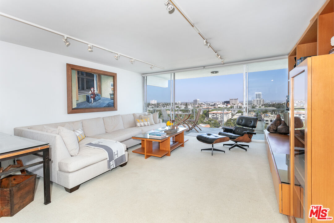 535 Ocean Ave Unit: 11D