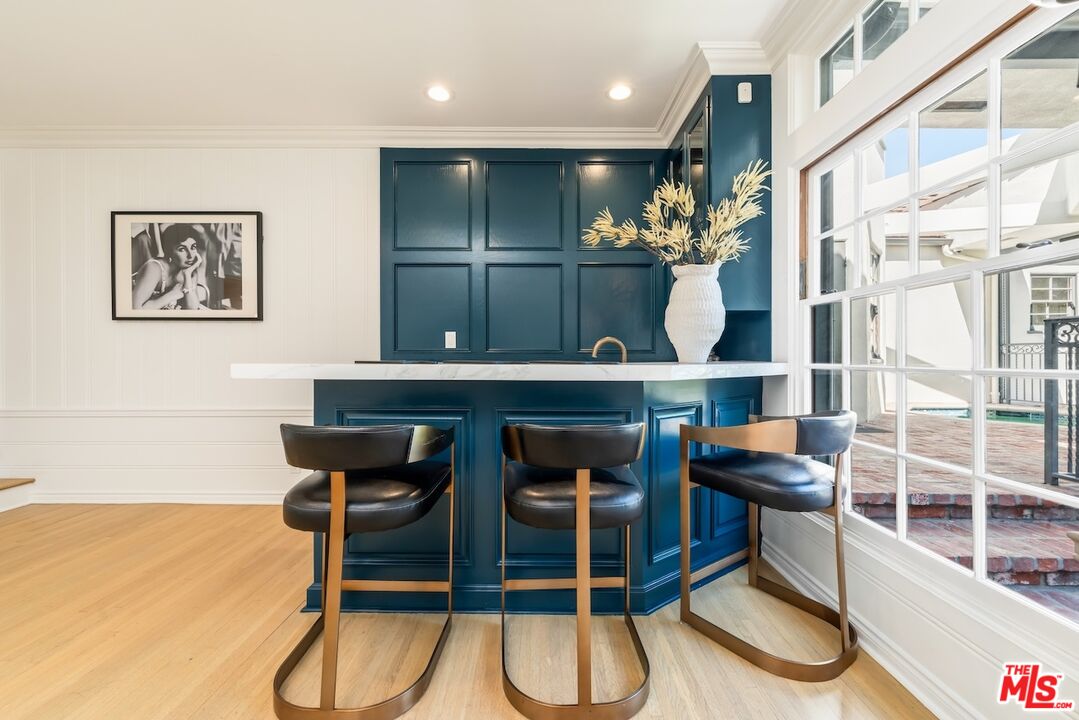 628 N Sierra Dr