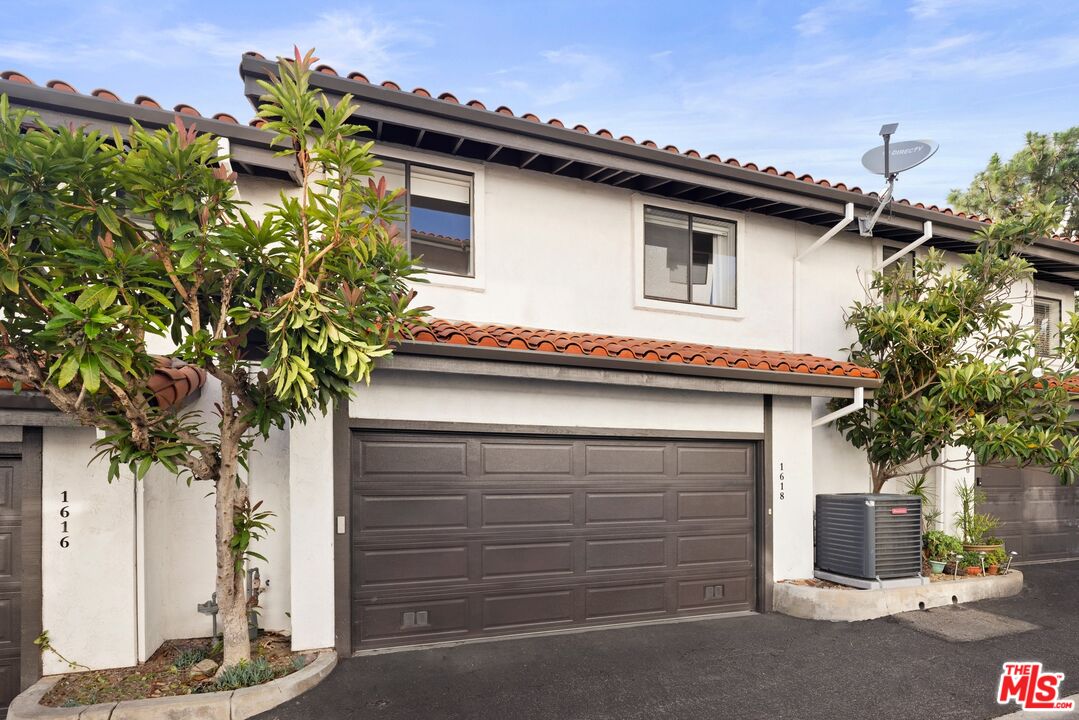 1618 Michael Ln