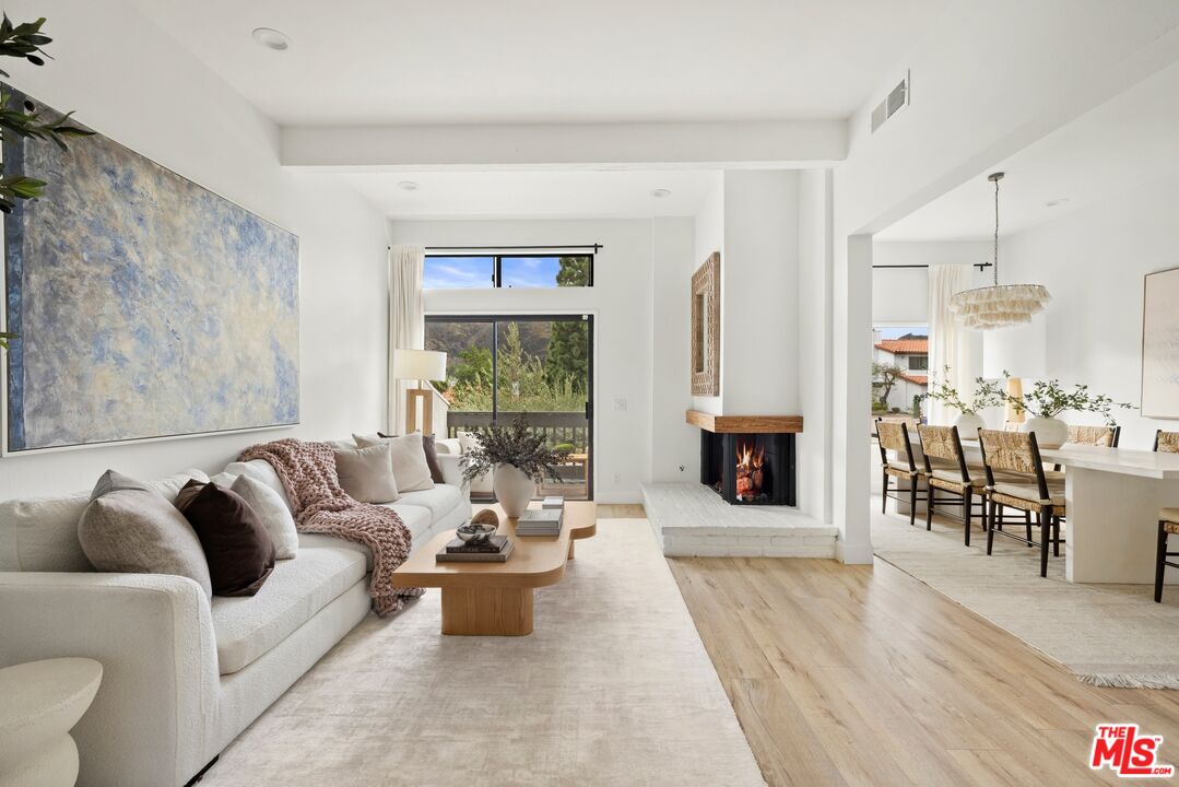 1618 Michael Ln