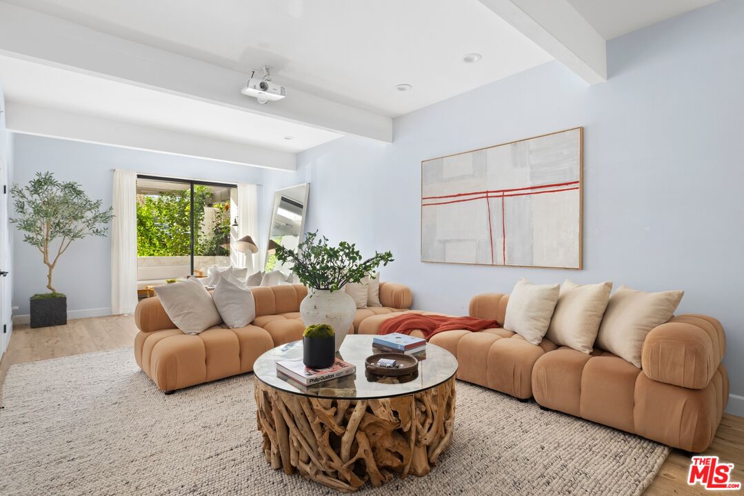 1618 Michael Ln