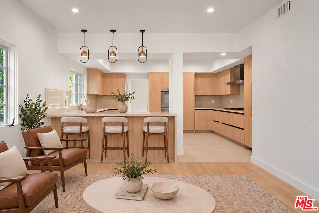 9921 Durant Dr Unit: 1