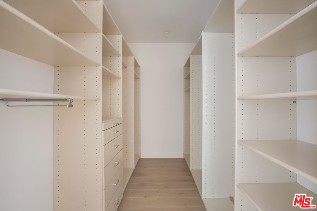 9921 Durant Dr Unit: 1