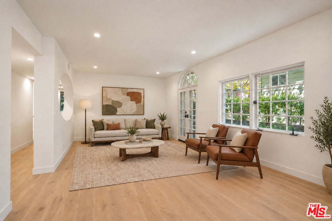 9921 Durant Dr Unit: 1