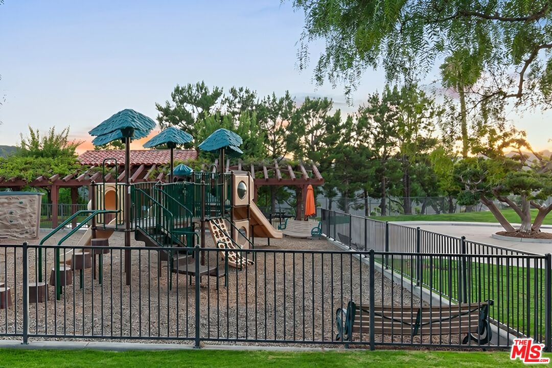 1618 Michael Ln