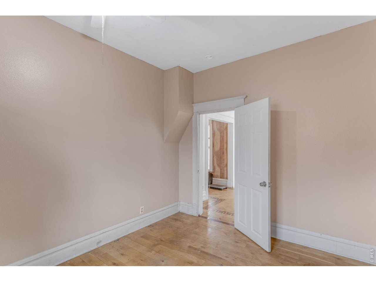 403 9th Ave