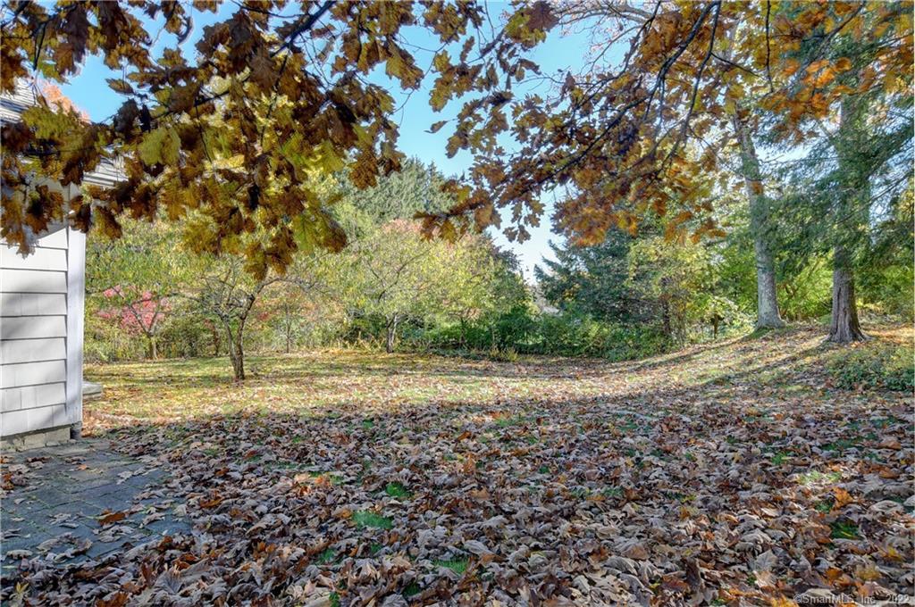 15 Ramapoo Hill Road