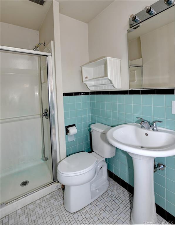 15 Ramapoo Hill Road